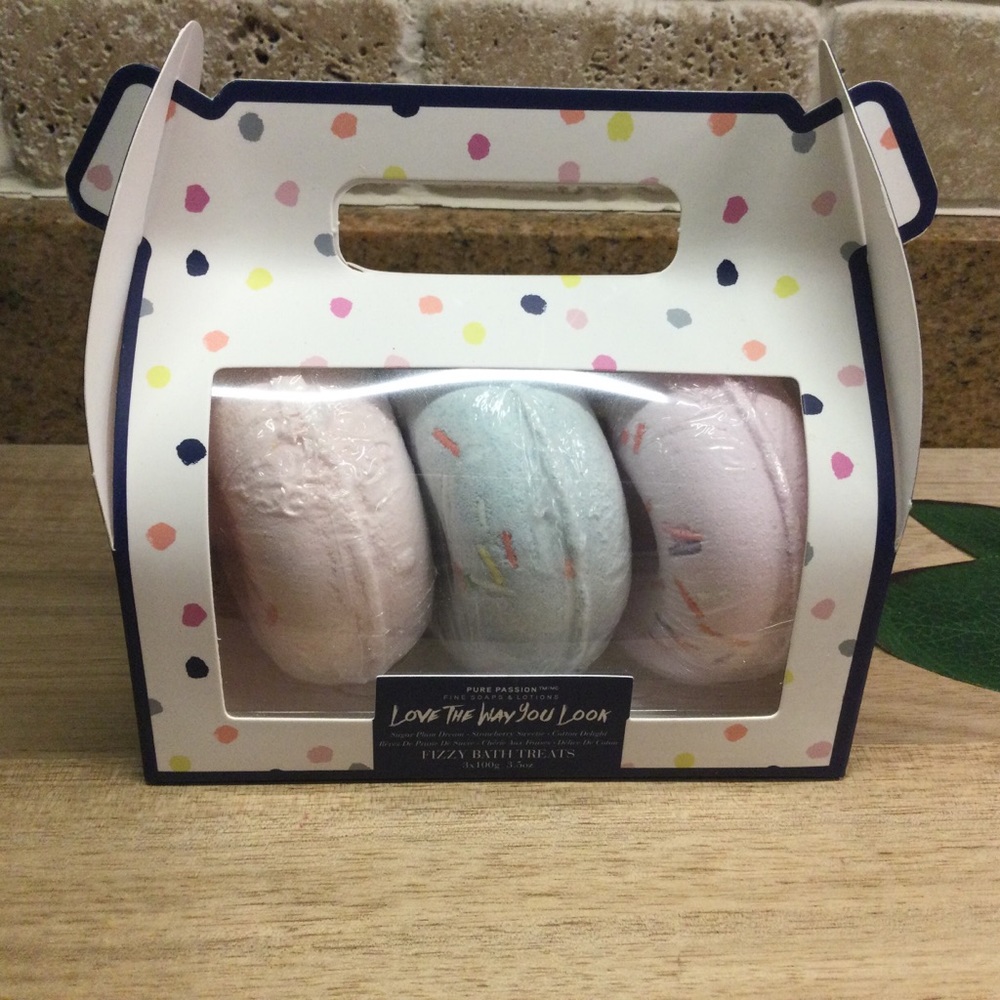 New Set of 3 Pure Passion Donut Bath Fizzers